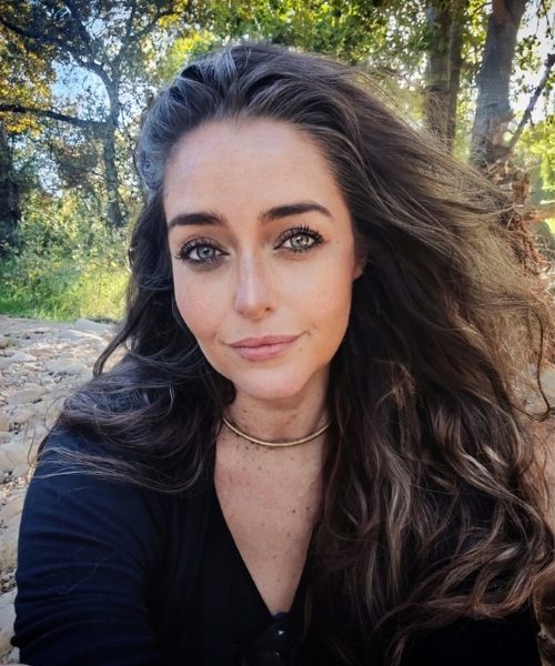 Profile image of Kate from Kate + Ginger. Profile image of Kate from Kate + Ginger.
